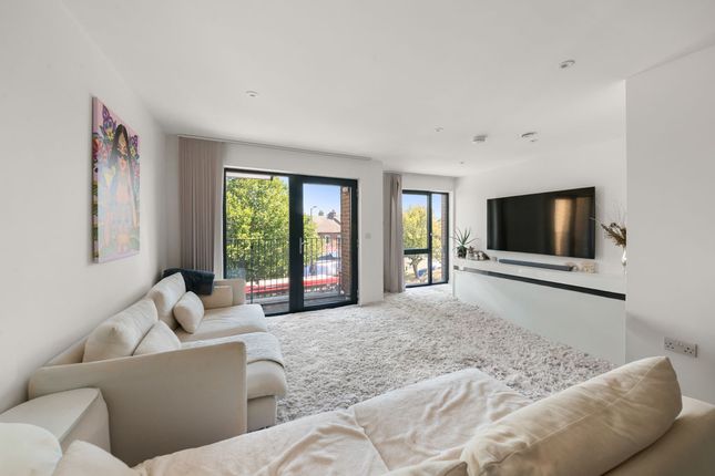 8 Matrix Court, 178 Eastcote Lane, Harrow photo 3