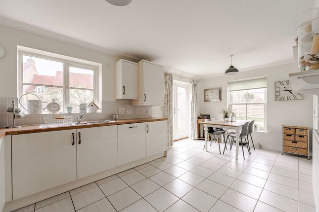 19 Bircham Close, Norwich photo 4