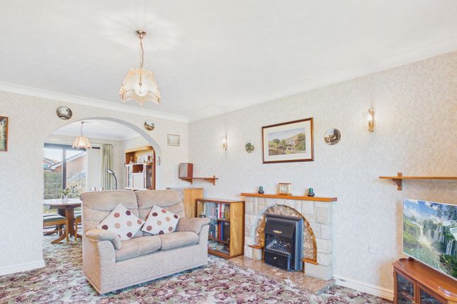 9 Dale Avenue, Lincoln photo 3