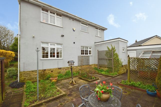 6, Fellwood Avenue, Keighley photo 4