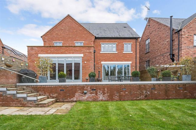 Detached house for sale in The Avenue, Bishopton, Stratford-Upon-Avon