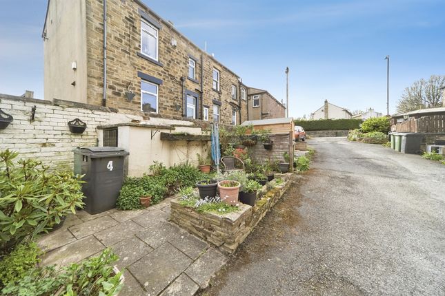 4, Sharp Row, Pudsey photo 4