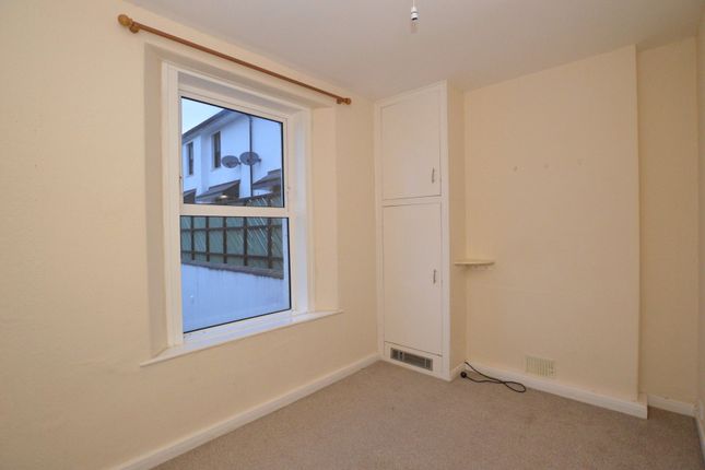 Flat to rent in Fore Street, Bovey Tracey, Newton Abbot, Devon