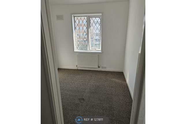 Aikman Avenue, Leicester photo 5