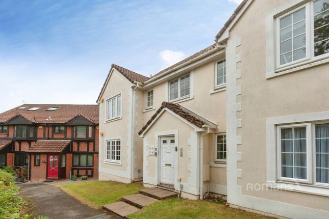 57, Monarch Close, Hampshire photo 2