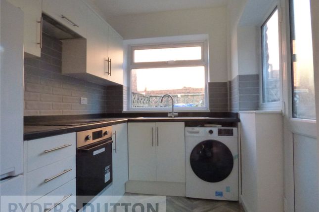 17, Huddersfield Road, Rochdale photo 4