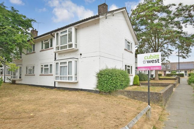 Thumbnail Flat to rent in Boswell Road, Crawley