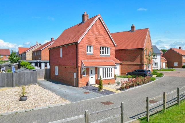 Thumbnail Detached house for sale in Lapwing View, Hailsham