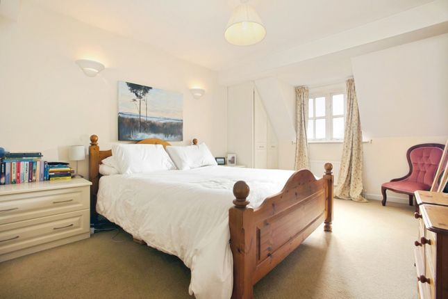 6, The Avenue, Sutton Scotney photo 3