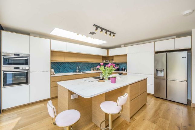 21, Abbotswood Road, London photo 4