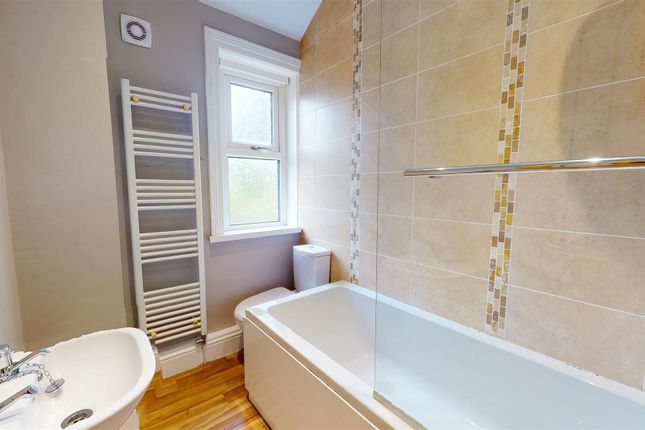 42a, Cleasby Road, Ilkley photo 4