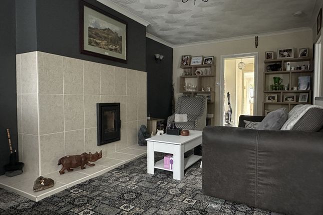 5, Brooklands Terrace, Abercrave photo 2
