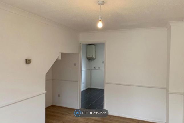 The Paddocks, Luton Road Toddington, Dunstable photo 4