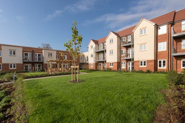 Thumbnail Flat for sale in Shilling Place, Purbrook