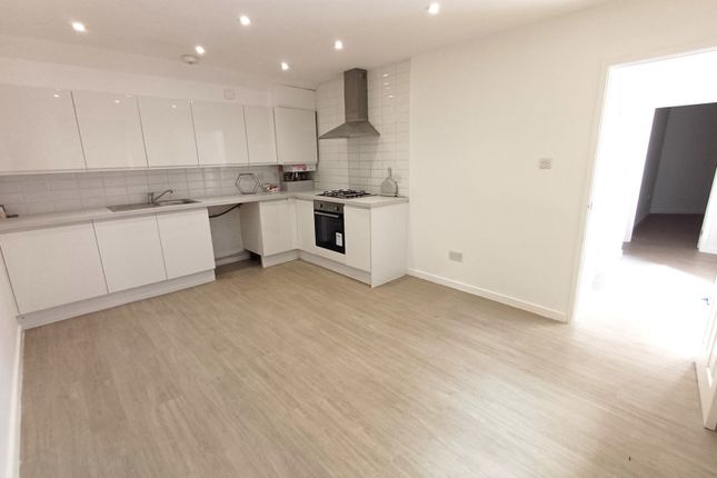 2C, Hales Drive, Kent photo 2