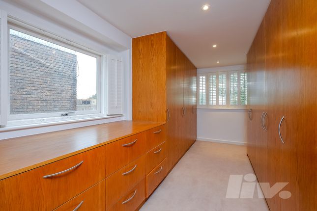 Flat to rent in Fitzjohns Avenue, Hampstead