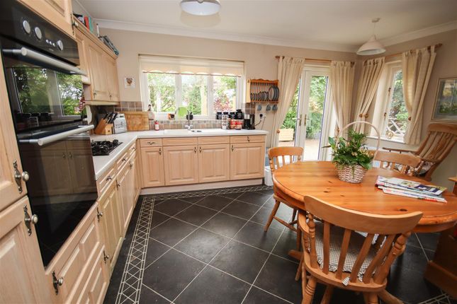 27, Gardenfield, Higham Ferrers photo 4
