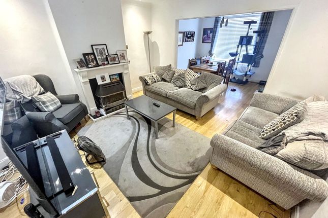 2, Redditch Avenue, Stockton-on-Tees photo 4