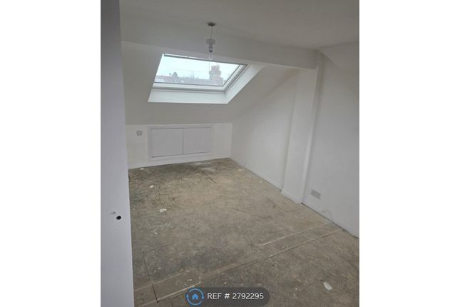 Park Hall Road, East Finchley, London photo 4