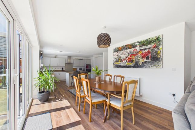 41, Selman Drive, Wotton-Under-Edge photo 3
