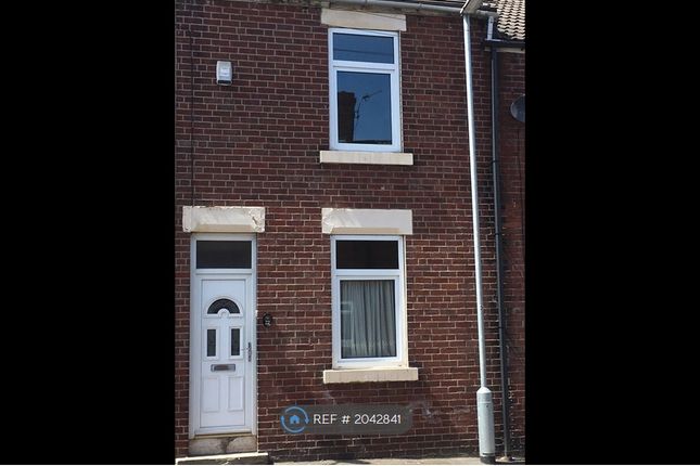 Terraced house to rent in North Street, Rotherham