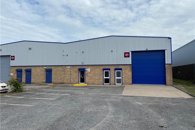 Light industrial to let in Unit E1, Copley Hill Trading Estate, Whitehall Road, Leeds, West Yorkshire