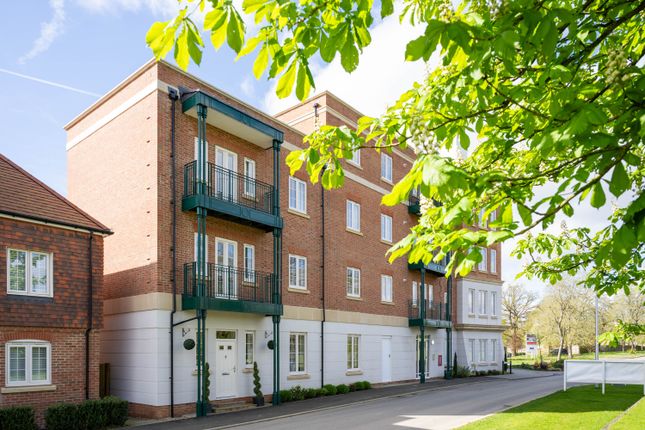 Flat for sale in Gorell Road, Beaconsfield