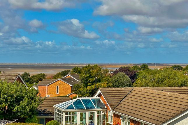 12 Carisbrooke Close, Wirral photo 3