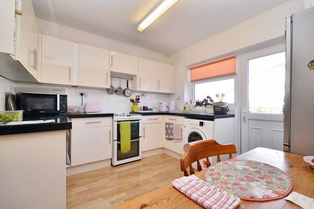 9, Maple Close, Brixham photo 4