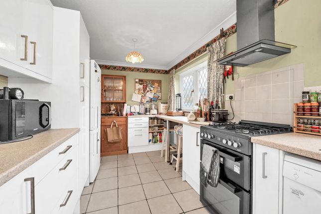 28, Darcy Close, Bury St. Edmunds photo 4