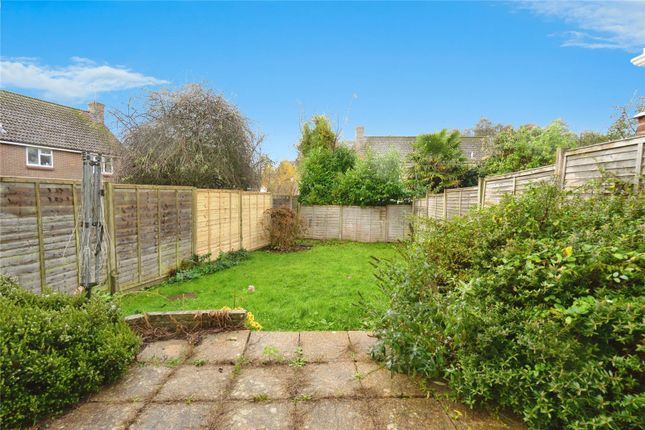 2, Saunders Close, East Sussex photo 2
