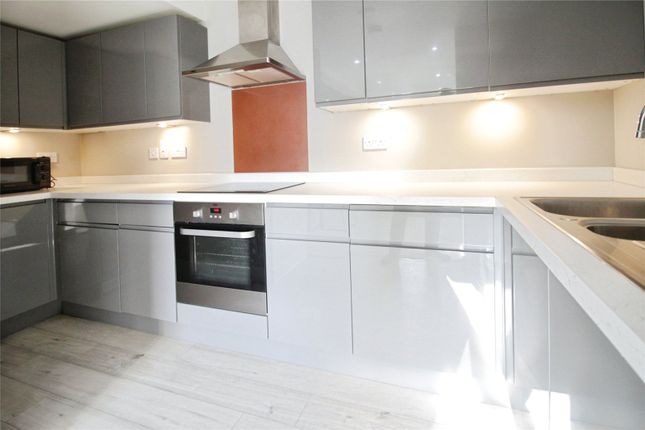 Flat 170, 61-71, Beaumont Court,, Southend On Sea photo 3