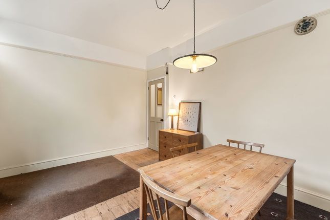 Fernleigh Avenue, Manchester photo 3