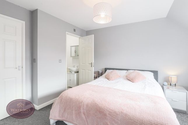Town house for sale in Rowans Crescent, Nottingham