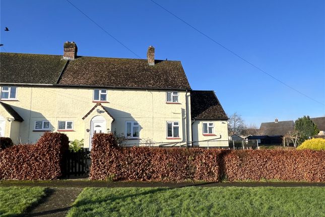 33, Green Close, Blandford Forum photo 2