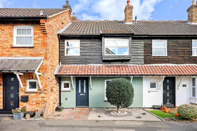 3-bed terraced on The Magpies, Epping, £2,650/mo
