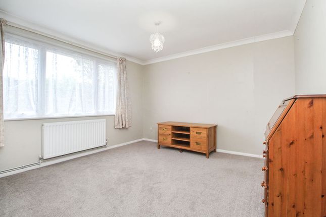 46, Belvoir Walk, Bedford photo 3