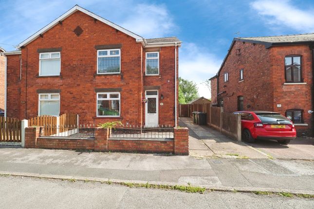 11, Grandfield Street, Heanor photo 2