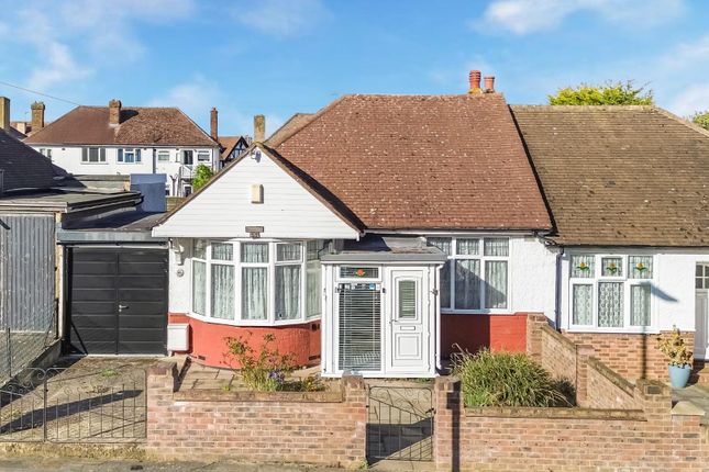2-bed house on 59, Farndale Crescent, Greenford, £550,000