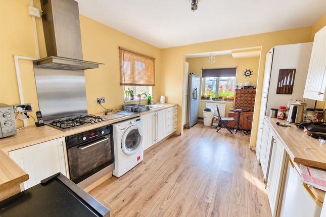 95, Nobes Avenue, Gosport photo 2