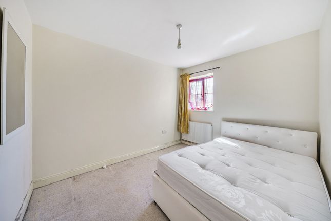 Flat for sale in Broadfield Court, Soundwell Road, Kingswood, Bristol