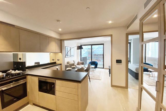 Thumbnail Flat to rent in Embassy Gardens, London