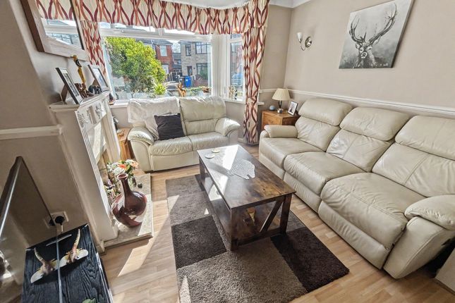 51 Maple Avenue, Manchester photo 2