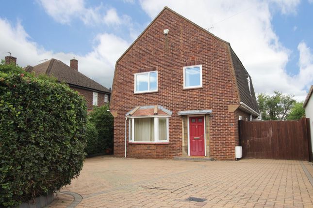47, Queen Ediths Way, Cambridge photo 2
