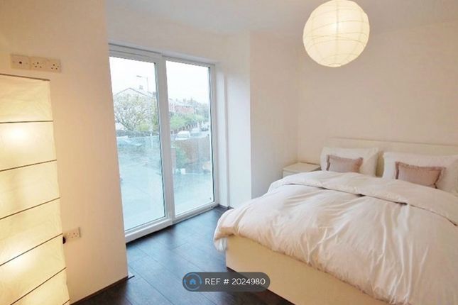 Flat to rent in Liverpool Road, Southport