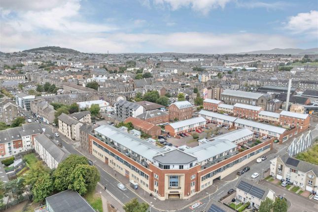 25 Lilybank Mews Dundee Aerial-4.Jpg