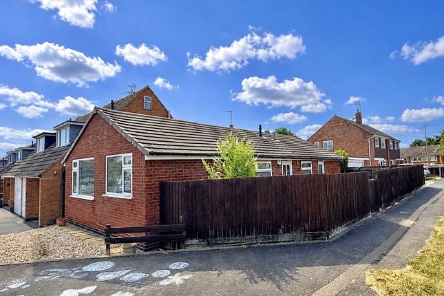41, Reed Pool Close, Leicester photo 2