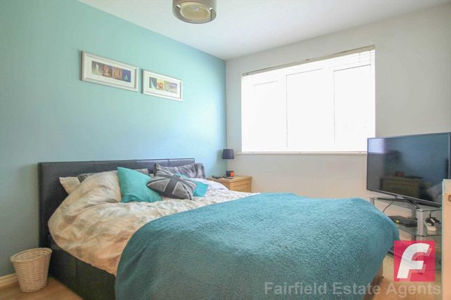 Flat 5, Chalkdell House, Watford photo 3