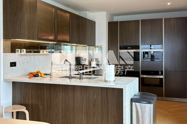 Apartment 111, Salisbury House, London photo 4