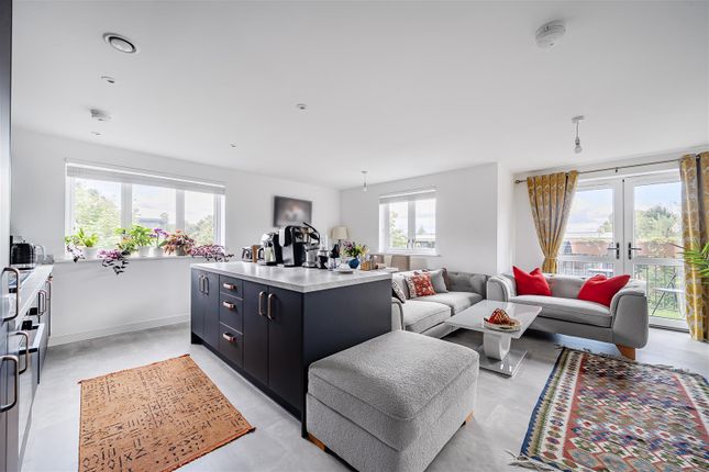 Apartment 11, Thatcham House, Clivemont Road, Maidenhead photo 3